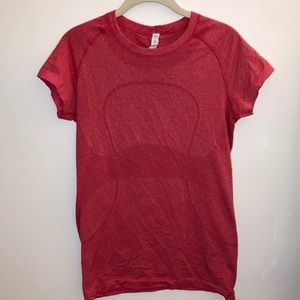 Red Lululemon athletic short sleeve shirt size 8